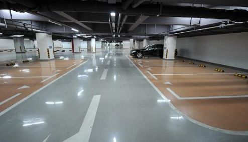 酒店設(shè)計(jì)規(guī)范及標(biāo)準(zhǔn)停車(chē)位劃線配比？